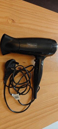 Hair Dryer & Steam Iron Bundle