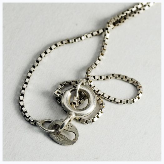 925 Sterling Silver  Zircon Pendant and Chain Necklace