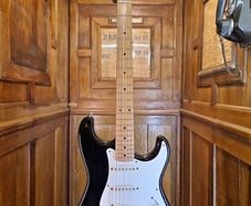 Squier Stratocaster 1993-94