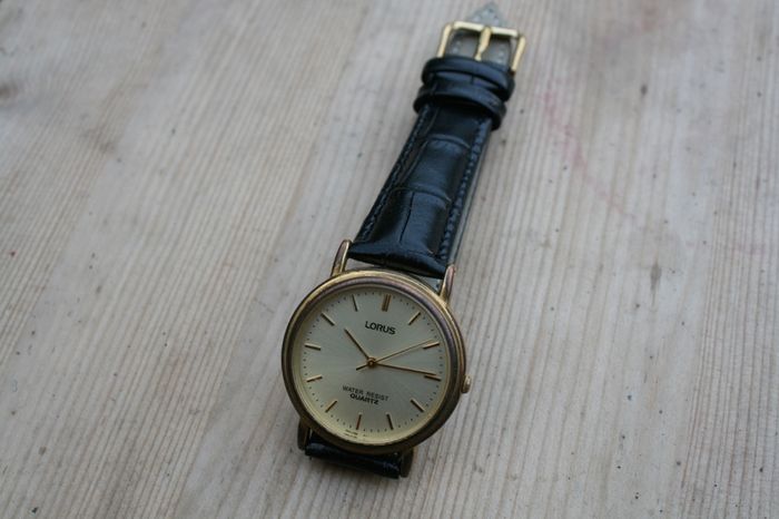 Vintage Lorus Mens Watch Classic 90s by Seiko