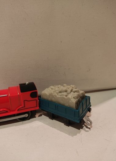 Trackmaster Thomas and Friends Motorised James Train with Cargo Truck 2013