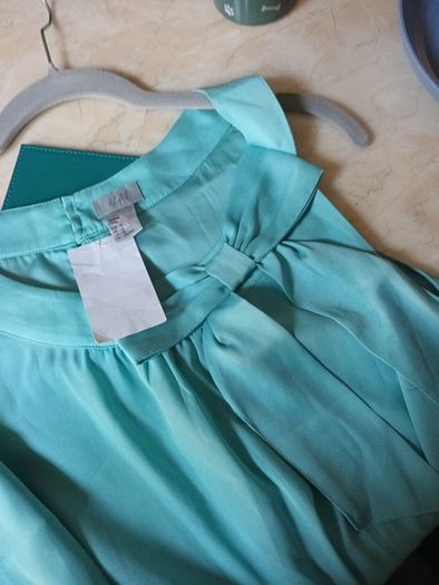 H&M  Dress. Size  14-16.   B.N.W.T.