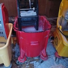 industrial  mop  buckets