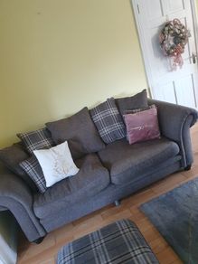 Ez living 3 seater, 2 seater and ottoman NEWD QUICK SALE open to offers