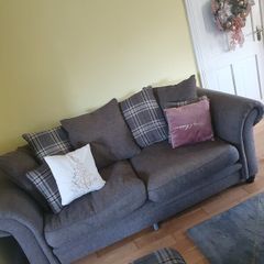 Ez living 3 seater, 2 seater and ottoman NEWD QUICK SALE open to offers