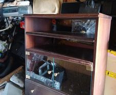 Hi-FI cabinet