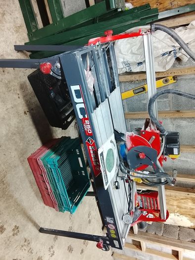 Rubi 110 wet saw with table
