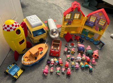 peppa pig, house, boat, plane,camper, rocket