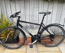 Giant Escape Hybrid