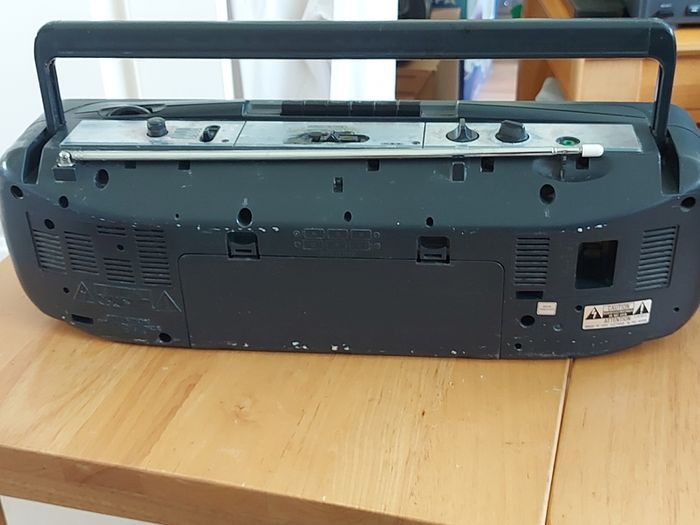 Sony Radio Cassette-corder, Model CFS-201L, wear and tear for its age, Radio works, tapes dont play