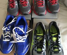 Kids Runners Trainers Mizuno Asics Brand New  UK 1  UK 2