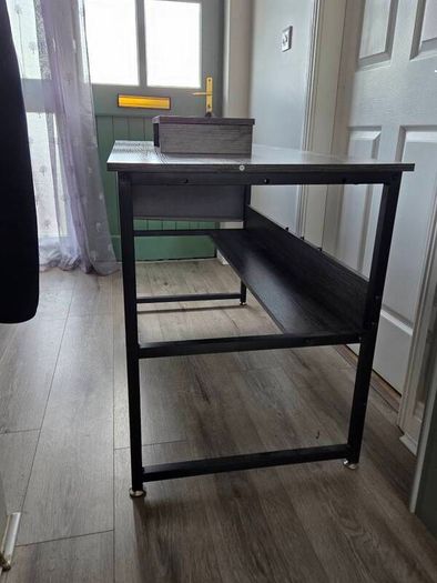 computer desk