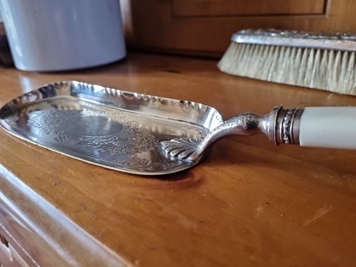 hallmarked crumbscoop and associated horsehair brush