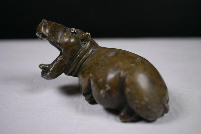 ornaments and figurines