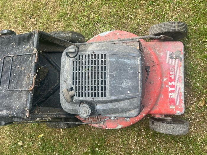 BTS 480 petrol lawnmower