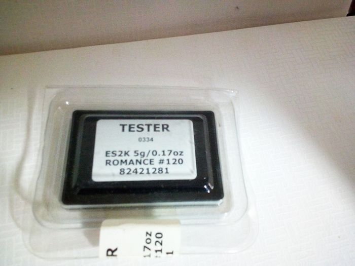 DG eyeshadow