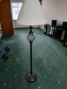 Lamp free standing