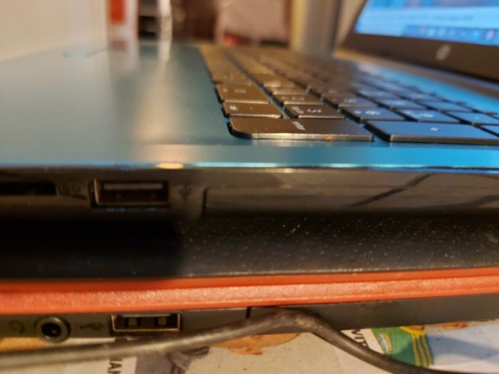 HP 15.6 inch Laptop, Model 15-ba077sa, Green, AMD A6-7310 APU with AMD Radeon R4 Graphics, 2.0 GHz, 8GB Ram, 1 Terrabyte HDD, Windows 10, Microsoft Edge, Chrome, and VLC