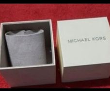 Micheal Kors watch box