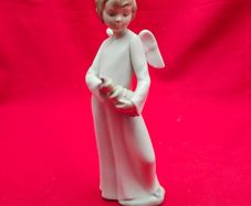 Lladro Curious Angel 4960  Angel with Lantern