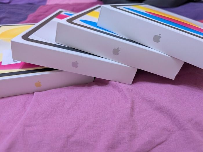 Apple iPad A16 wifi 128 GB All colors