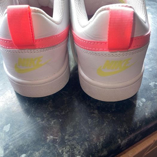 nike court  runners