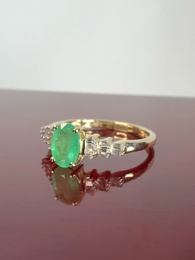 Gold 14K Yellow Gold Boyaca Colombian Emerald & Diamond Ring