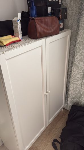 Cabinet storage with doors (W-80cm D-28cm H-106cm)
