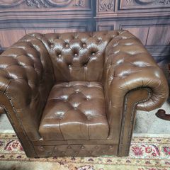 chesterfield chair tube