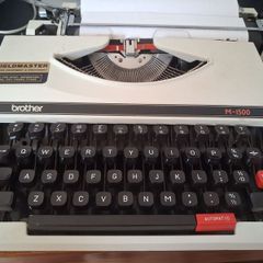 old typewriter brother M 1500
