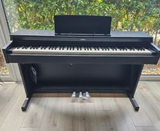 Yamaha Digital Piano - Arius YDP-165