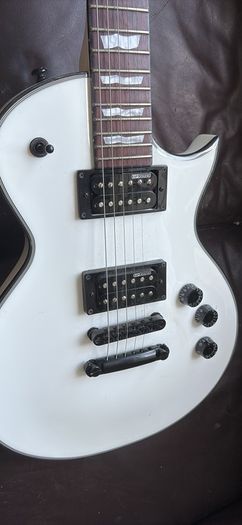 Esp Ltd Ec-256 guitar