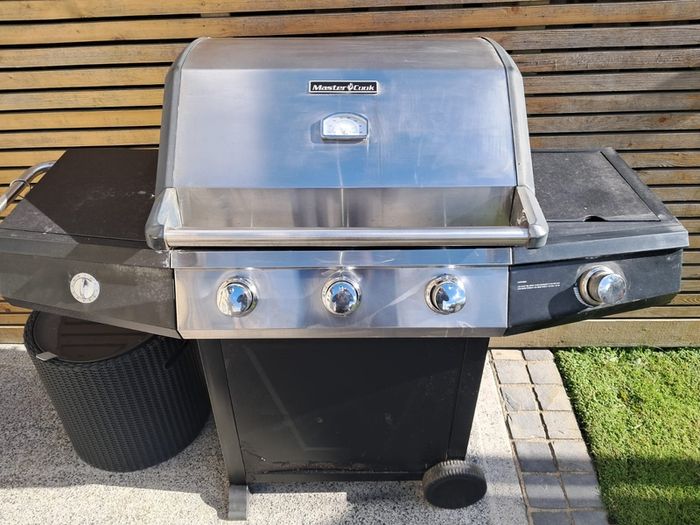 5 Burner BBQ