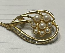 Brooch