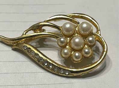 Brooch