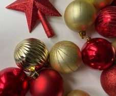 70 Christmas Baubles / Decorations / Red & Gold Baubles