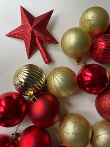 Christmas Decorations / Christmas Baubles - 70 Pieces