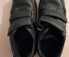 Boys shoes