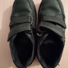 Boys shoes