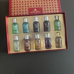 Molton Brown Bath & Shower Gels Gift Set