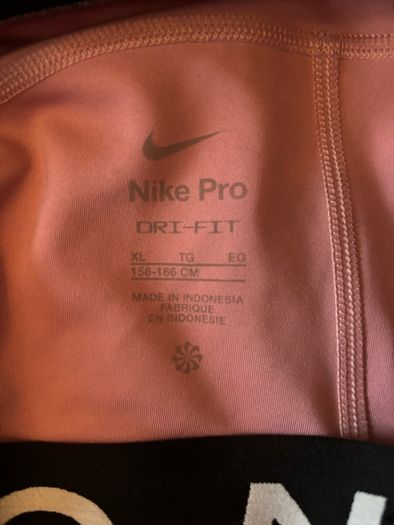 Nike Pro Dry Fit pink leggings