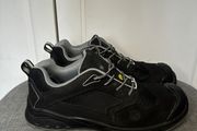 Toe guard work boots