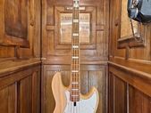 Marcus Miller V8 2024