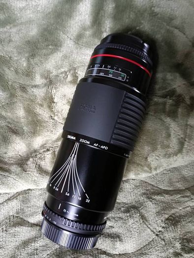 Sigma 75-300mm F4.5-5.6 Nikon Fit