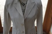 Ladies TurnoverCream Blazer