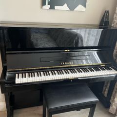 Yamaha U1 piano
