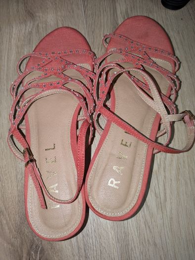 Ravel sandal flat size 37/4