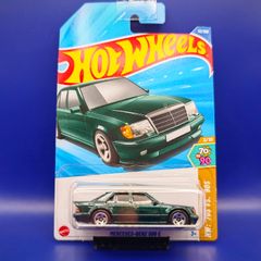Hot Wheels Mercedes-Benz 500 E, new.