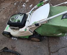 Lawnmower