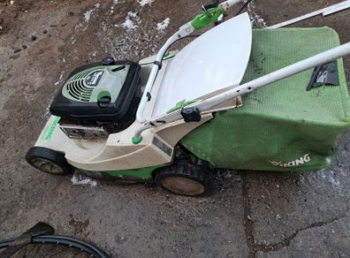 Lawnmower